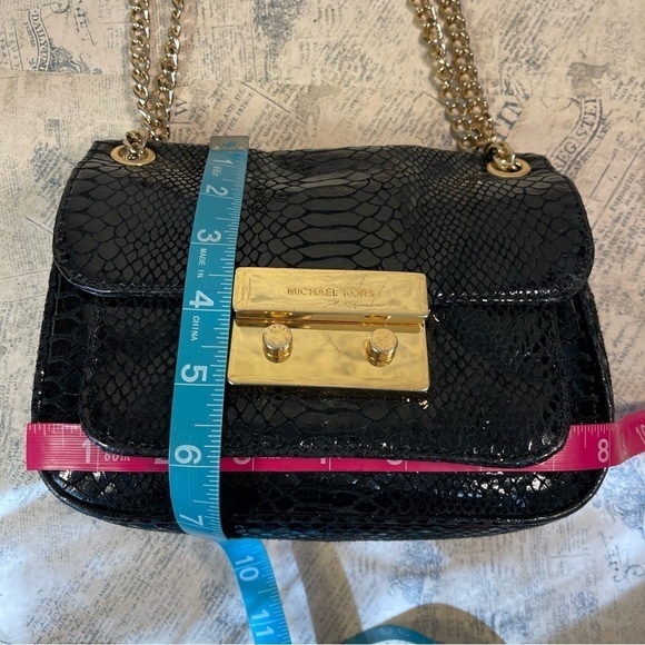 Michael Kors SLOAN LEATHER HANDBAG - Picture 11 of 14